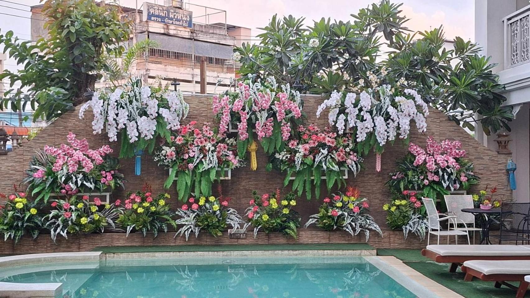 White Boutique Hotel And Spa — Photos 2